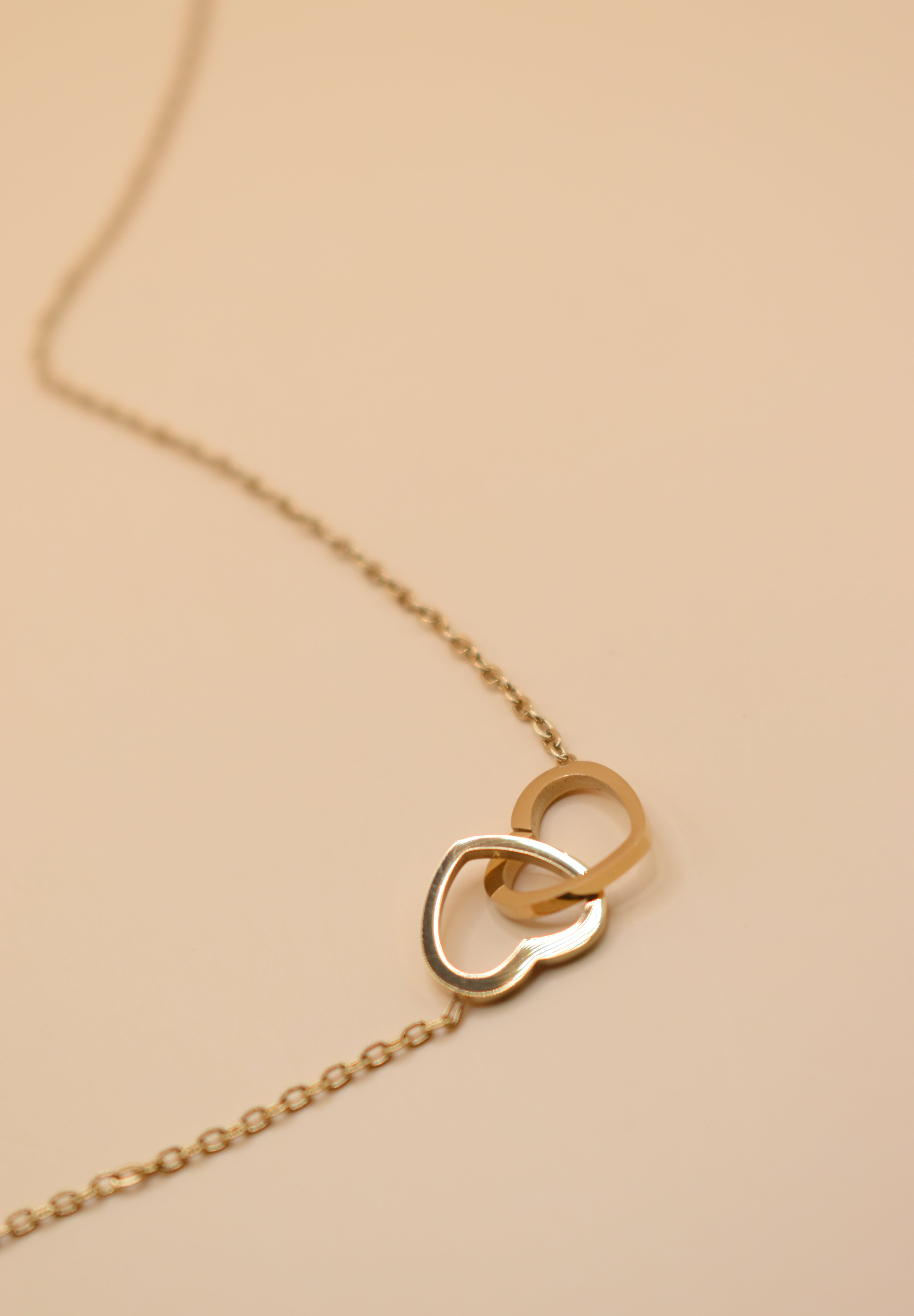 Twin Heart gold double heart necklace pendant